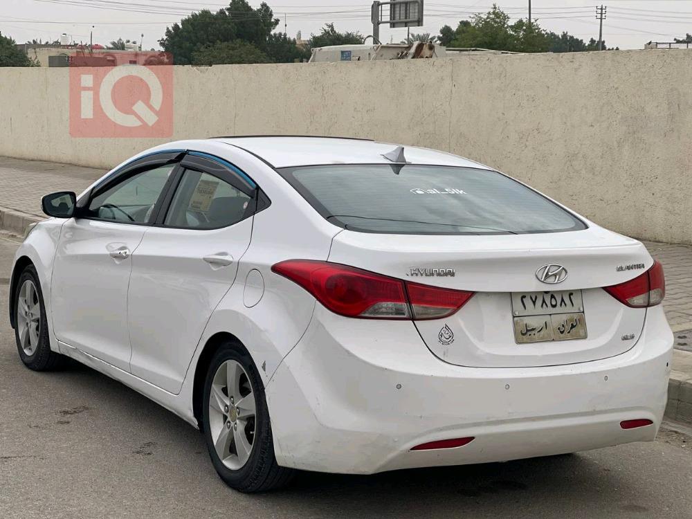 هیوندای ئەلەنترا